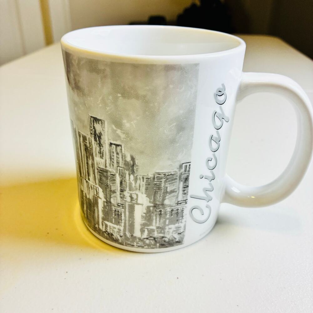 Richard Wallich Chicago Skyline Coffee Mug 2000 Cityscape Art Collectible Cup